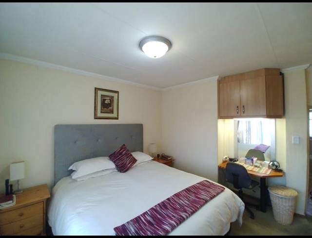 2 BEDROOM TOWNHOUSE FOR SALE IN DALPARK EXT 1